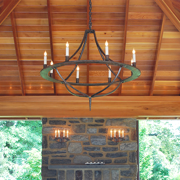 Shown in Dark Wax Iron, Large